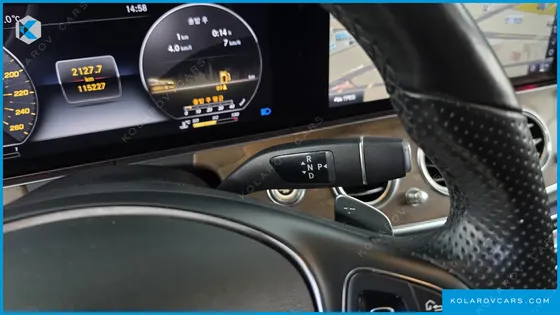 MERCEDES E-CLASS E300 4MATIC EXCLUSIVE