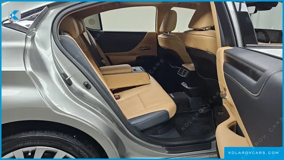 LEXUS ES LUXURY PLUS