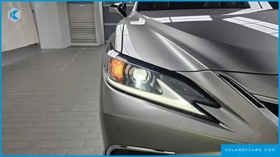 LEXUS ES LUXURY PLUS