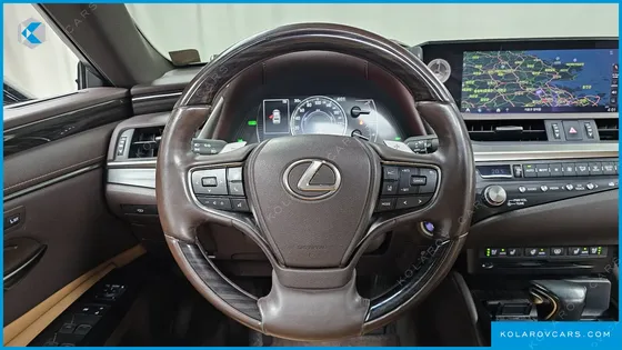 LEXUS ES LUXURY PLUS