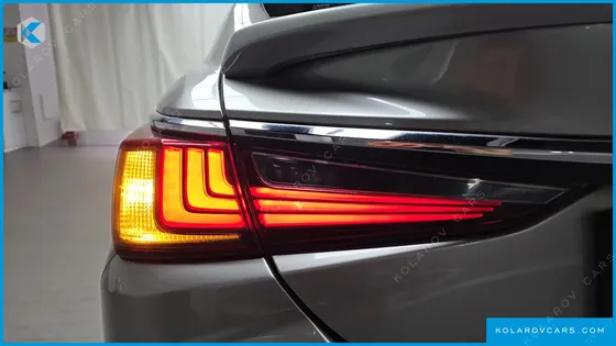 LEXUS ES LUXURY PLUS