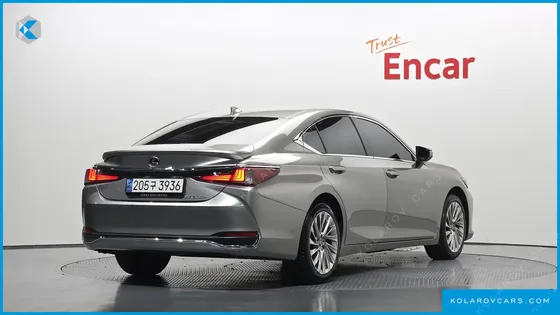 LEXUS ES LUXURY PLUS