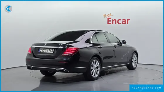 MERCEDES E-CLASS E220D EXCLUSIVE