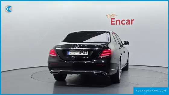 MERCEDES E-CLASS E220D EXCLUSIVE