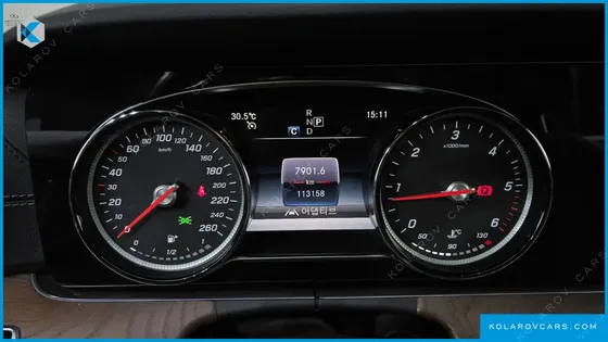 MERCEDES E-CLASS E220D EXCLUSIVE