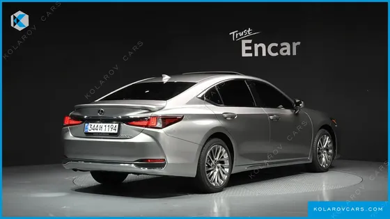 LEXUS ES EXECUTIVE