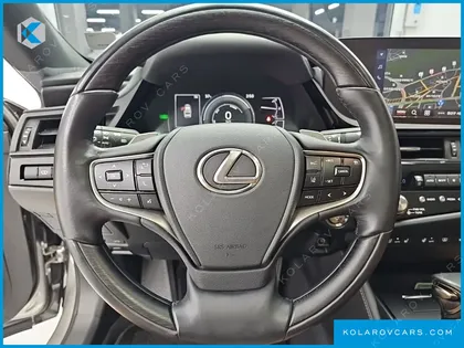 LEXUS ES EXECUTIVE