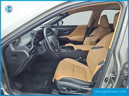 LEXUS ES EXECUTIVE