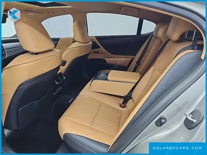 LEXUS ES EXECUTIVE