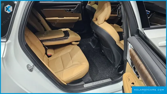 VOLVO S90 T8 AWD ULTRA BRIGHT