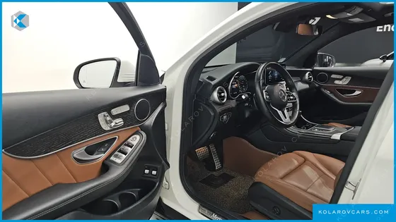 MERCEDES GLC-CLASS GLC300E 4MATIC COUPE