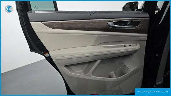 VOLKSWAGEN ATLAS 2.0 TSI R-LINE 7-SEATER