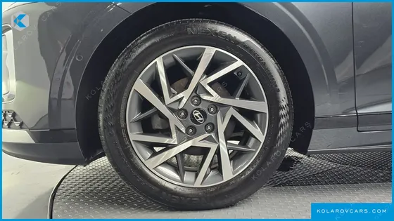 HYUNDAI GRANDEUR EXCLUSIVE