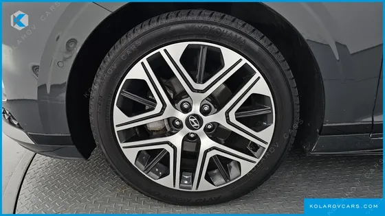 HYUNDAI GRANDEUR EXCLUSIVE