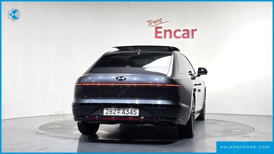 HYUNDAI GRANDEUR CALLIGRAPHY