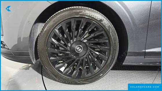 HYUNDAI GRANDEUR CALLIGRAPHY