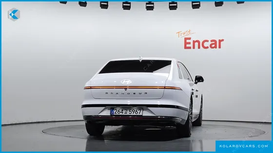 HYUNDAI GRANDEUR CALLIGRAPHY