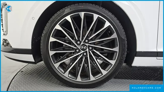 HYUNDAI GRANDEUR CALLIGRAPHY