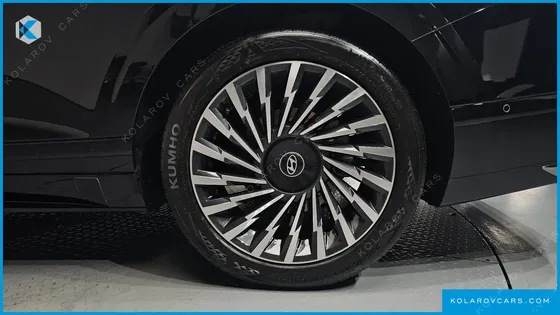 HYUNDAI GRANDEUR CALLIGRAPHY