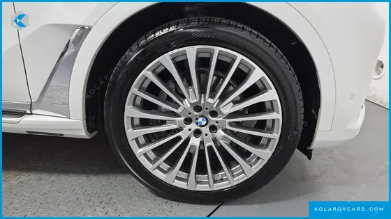 BMW X7 XDRIVE 40I DESIGN PURE EXCELLENCE 6-SEATER