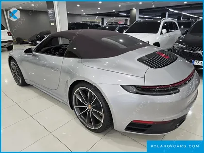 PORSCHE 911 CARRERA 4 CABRIOLET