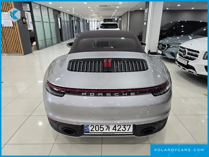 PORSCHE 911 CARRERA 4 CABRIOLET