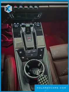 PORSCHE 911 CARRERA 4 CABRIOLET