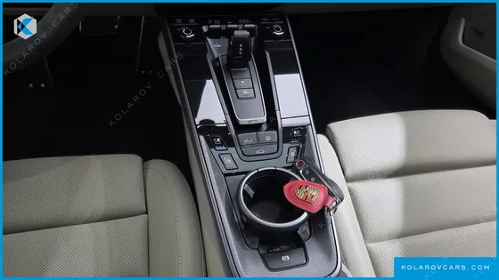 PORSCHE 911 CARRERA 4S
