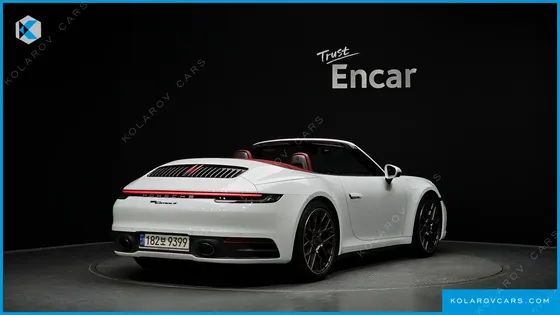 PORSCHE 911 CARRERA 4 CABRIOLET