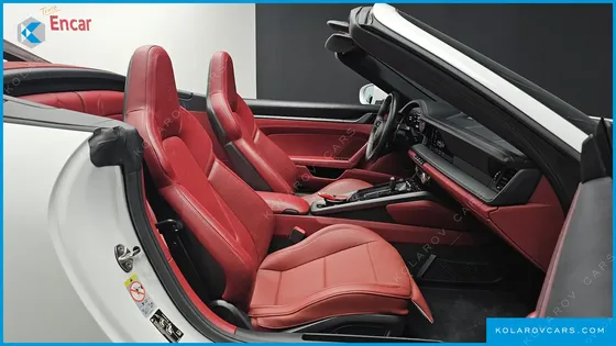 PORSCHE 911 CARRERA 4 CABRIOLET