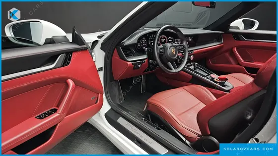 PORSCHE 911 CARRERA 4 CABRIOLET