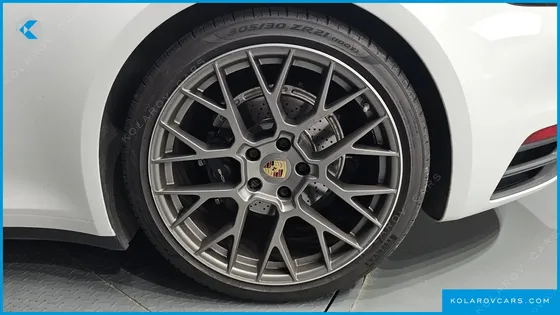 PORSCHE 911 CARRERA 4 CABRIOLET
