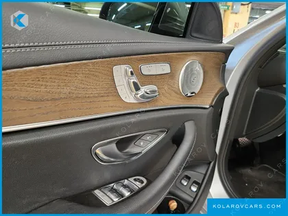 MERCEDES E-CLASS E300E 4MATIC EXCLUSIVE