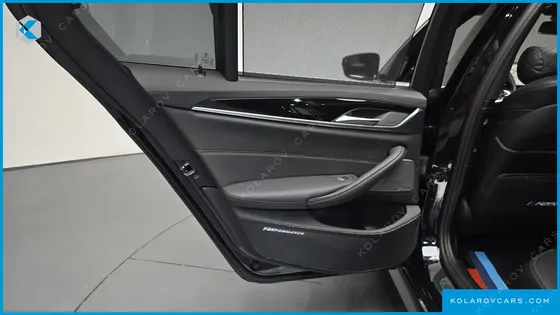 BMW 5 SERIES 530E M SPORT