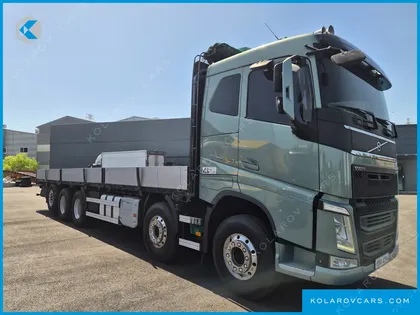 VOLVO CARGO TRUCK 10X4