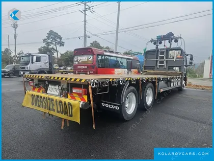 VOLVO CARGO TRUCK 6X4