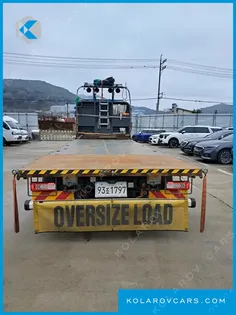 VOLVO CARGO TRUCK 6X4