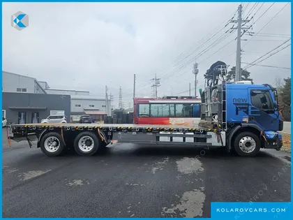 VOLVO CARGO TRUCK 6X4