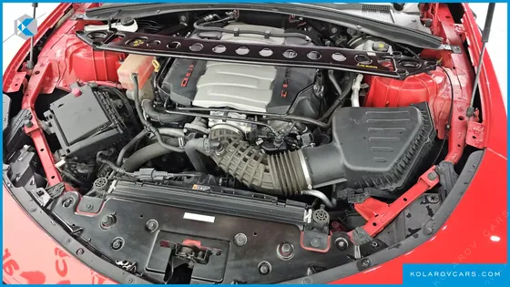 CHEVROLET (GM DAEWOO) CAMARO SS 6.2 V8 VOLCANO RED