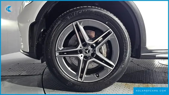 MERCEDES GLC-CLASS GLC300E 4MATIC