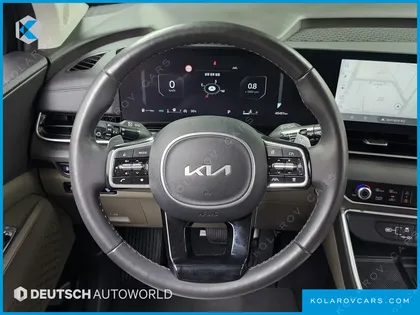 KIA CARNIVAL 9-SEATER PRESTIGE