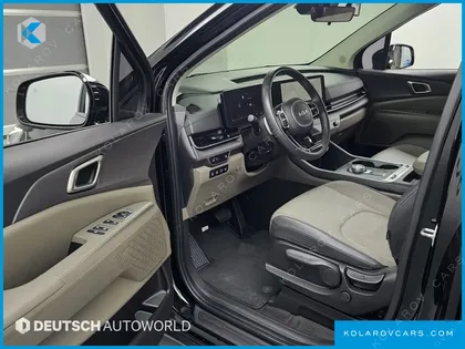 KIA CARNIVAL 9-SEATER PRESTIGE