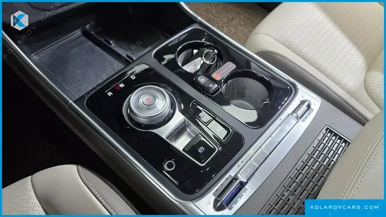 KIA CARNIVAL HEV 7SEATER SIGNATURE