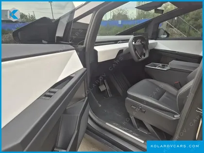 TESLA CYBERTRUCK AWD