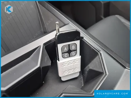 TESLA CYBERTRUCK AWD