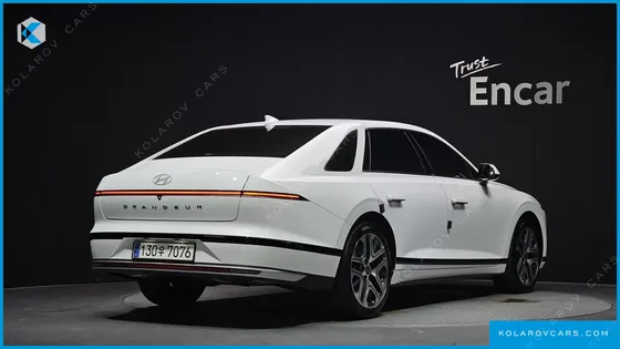 HYUNDAI GRANDEUR PREMIUM