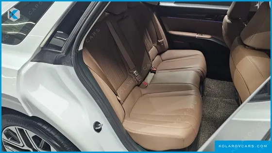 HYUNDAI GRANDEUR PREMIUM
