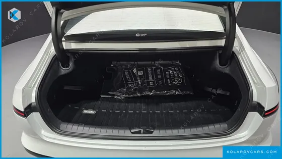 HYUNDAI GRANDEUR PREMIUM