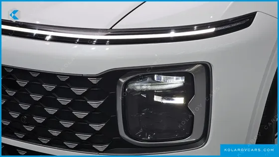 HYUNDAI GRANDEUR PREMIUM