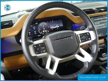 LAND ROVER DEFENDER 130 D300 X-DYNAMIC HSE